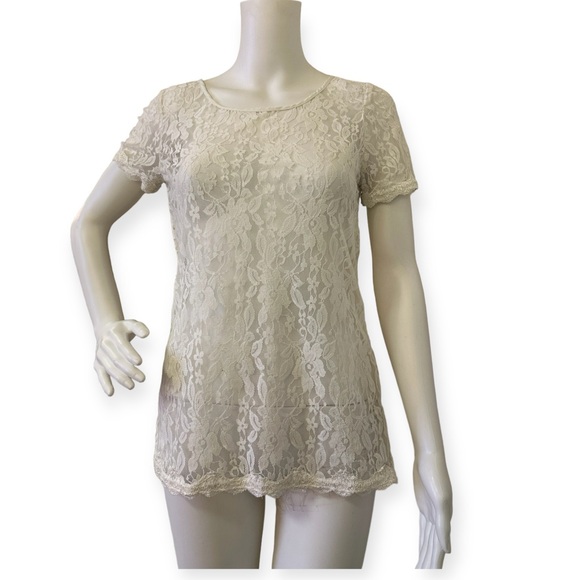 Ivory Lace Top - Picture 4 of 6